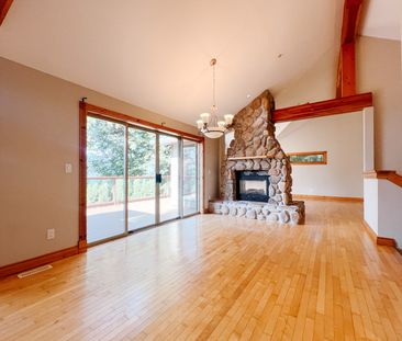 Worth the Commute! - Photo 2