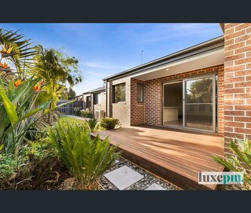 2/33 Buckingham Road, Newtown, Vic 3220 - Photo 6