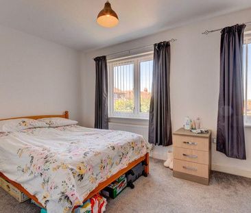 2 bedroom semi-detached house to rent - Photo 1