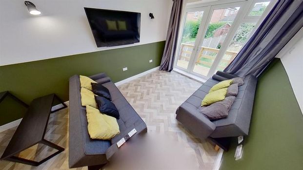 7 bedroom house to rent - Photo 1