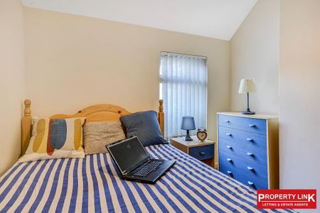 STUDENT ACCOMMODATION, 8 Northland Terrace, Derry/Londonderry, BT48 7JQ - Photo 2