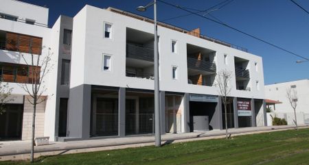 location Appartement T2 DE 46.6m² À CASTELNAU LE LEZ - Photo 5