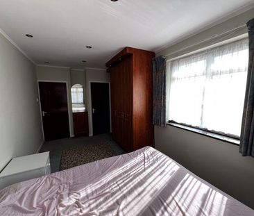 1 bedroom property to rent - Photo 5