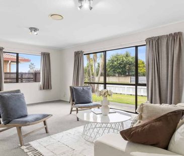 Handy Location - Photo 3