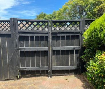 Somerville - Photo 6