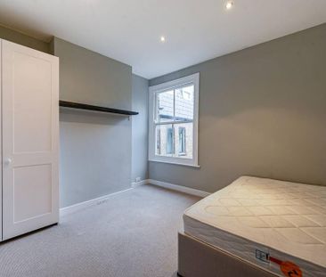 4 bedroom maisonette to rent - Photo 5