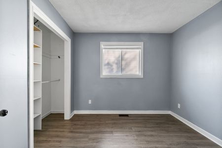 For Lease - 1805 RIVER Road, Wasaga Beach, Ontario - Photo 2