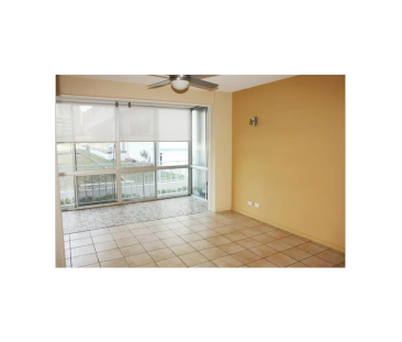 2 BEDROOM UNIT IN SURFERS PARADISE - Photo 3