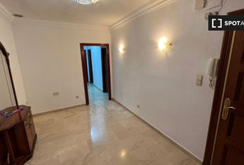 granada, Andalusia 18002