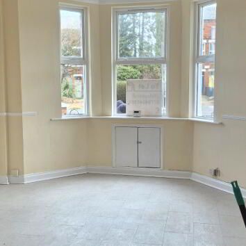 71 Upper Newtownards Road, Belfast, BT4 3HT - Photo 1