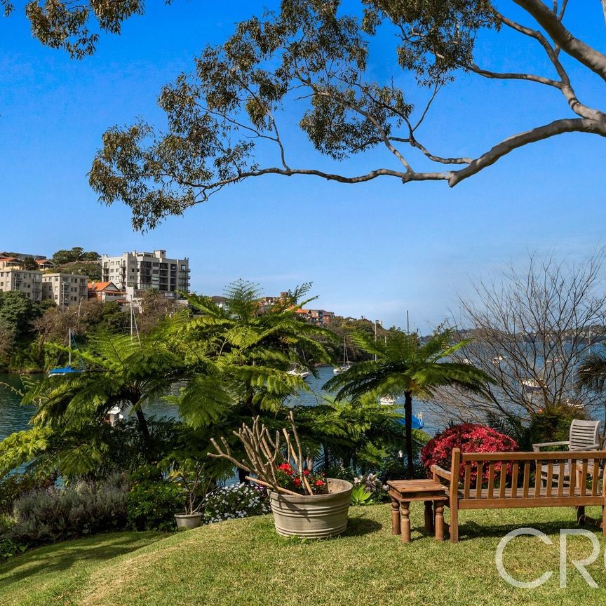 Modern Apartment With Direct Harbour Access - Photo 1