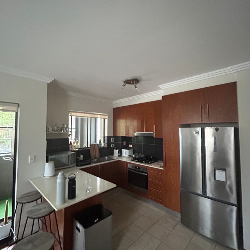 Summer Hill - Photo 1