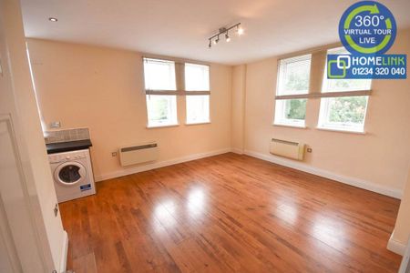 Bishopstone House, Bedford - Photo 3