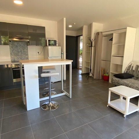 Appartement meublé à louer - 2 pièces - 43 m² - Photo 1