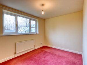 3 BEDROOM Bungalow - Detached - Photo 3