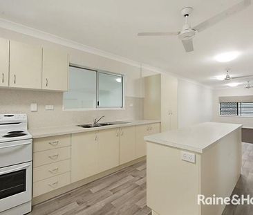 52 Abbott Street, Oonoonba, QLD 4811 - Photo 1