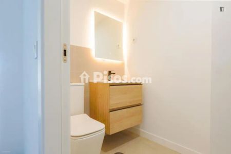 Piso en alquiler en Madrid Capital - Photo 3