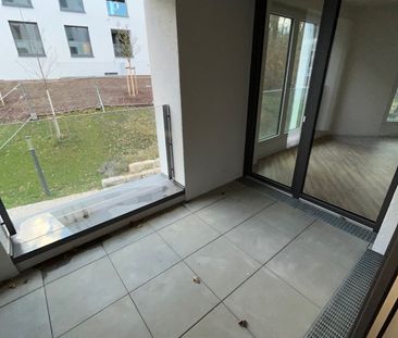 3-Zimmer-Wohnung im 1.OG, EBK, Bad mit Dusche und Wanne, Loggia Süd - Photo 2