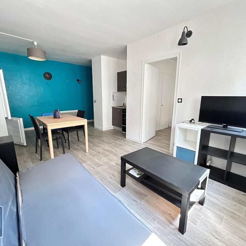 Location Appartement 2 pièces 37m² NIORT 79000 - Photo 1