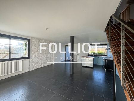 A LOUER - Maison à Fougères - Photo 3