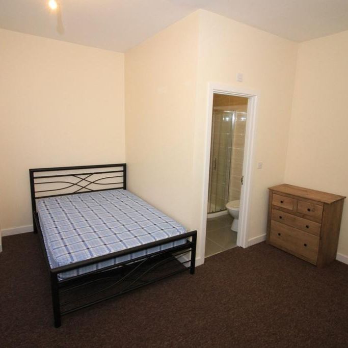 5 bedroom terraced house to rent - Photo 1