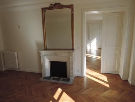 Appartement de réception Parc Monceau, place de la République Dominicaine - Photo 3