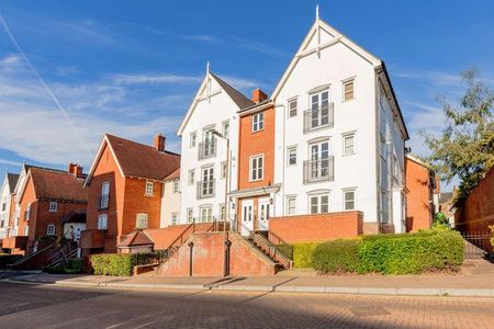 Chatham Way, Brentwood, CM14 - Photo 4