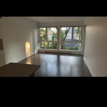 Condo 4 1/2 à louer - 1er juillet - Photo 1
