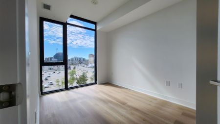 For Lease - 86 Dundas Street Unit# 424, Mississauga, Ontario - Photo 3