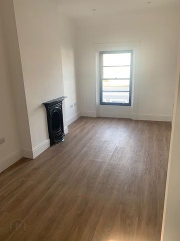 Unit 2, 2 West Street Carrickfergus, BT38 7AR - Photo 2