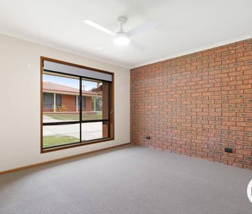 BRIGHT AND SPACIOUS! - Photo 6