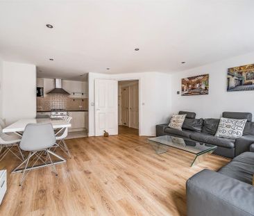 2 bedroom apartment to rent - Photo 6