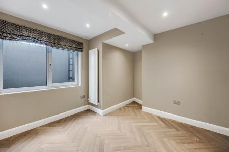 4 bedroom terraced house to rent - Photo 2