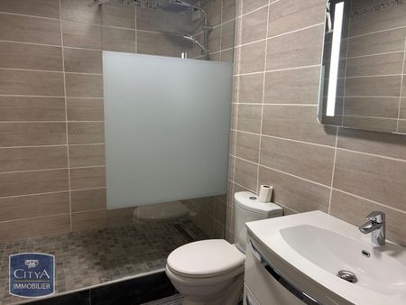 Location Appartement 2 pièces 48m² ARMENTIERES 59280 - Photo 2