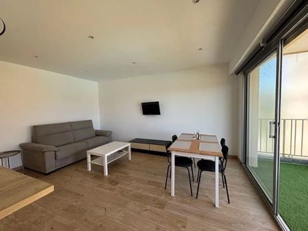 Location Appartement 2 pièces 45m² MANDELIEU LA NAPOULE 06210 - Photo 3