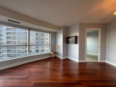 For Lease - 135 Village Green Square Unit# 1018, Toronto, Ontario - Photo 5