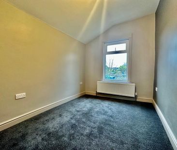 4 bedroom terraced house to rent - Photo 1