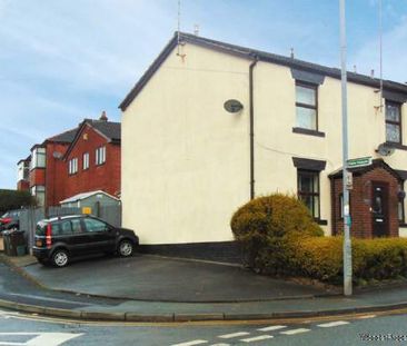 2 bedroom property to rent in Oldham - Photo 2