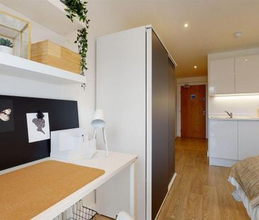 Studio to rent - Photo 6