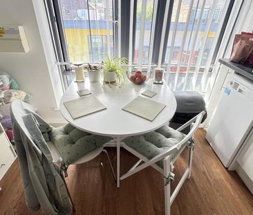 Studio to rent - Photo 4