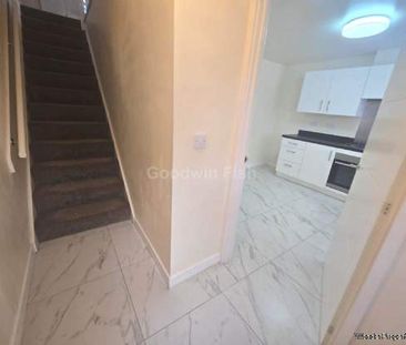 3 bedroom property to rent in Manchester - Photo 3