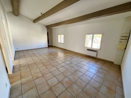 Location appartement 3 pièces, 64.98m², Saint-Côme-et-Maruéjols - Photo 1