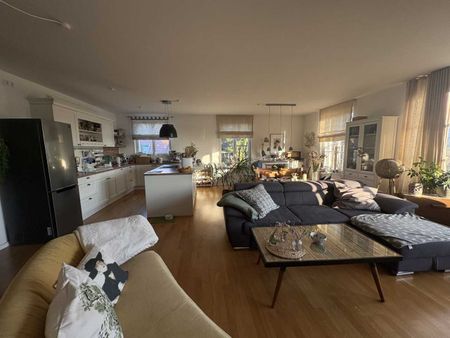 Helle 4-Zimmer- Wohnung in Berlin- Biesdorf!! - Photo 4