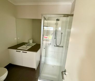9 Hinterland Close, Lynbrook VIC - Photo 1