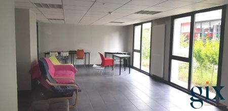 Location Appartement 1 pièce 24m² GRENOBLE 38100 - Photo 2