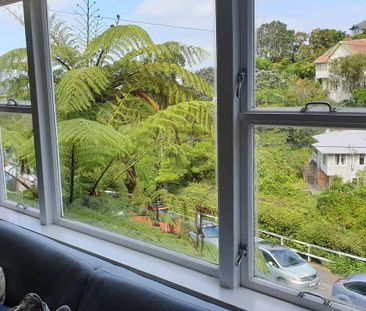 3 bedroom flat - Whiteware included - 2 Showers - Photo 4