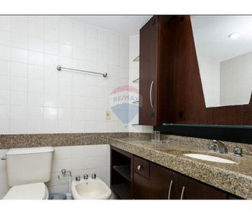 Cobertura na Barra: Elegância e Conforto em 198m² - Foto 1