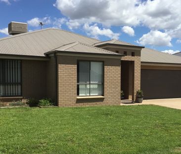 9 Cassia Place, Tamworth - Photo 1