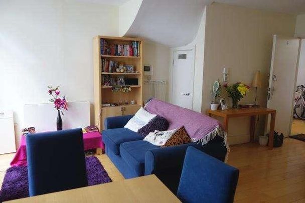 Clapham Manor St, London, SW4 - Photo 1