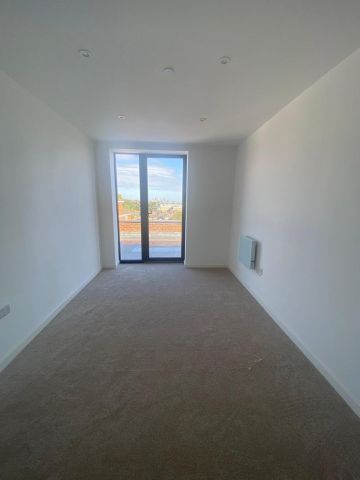 2 Bed Flat, Lansdowne Hill, SE27 - Photo 4